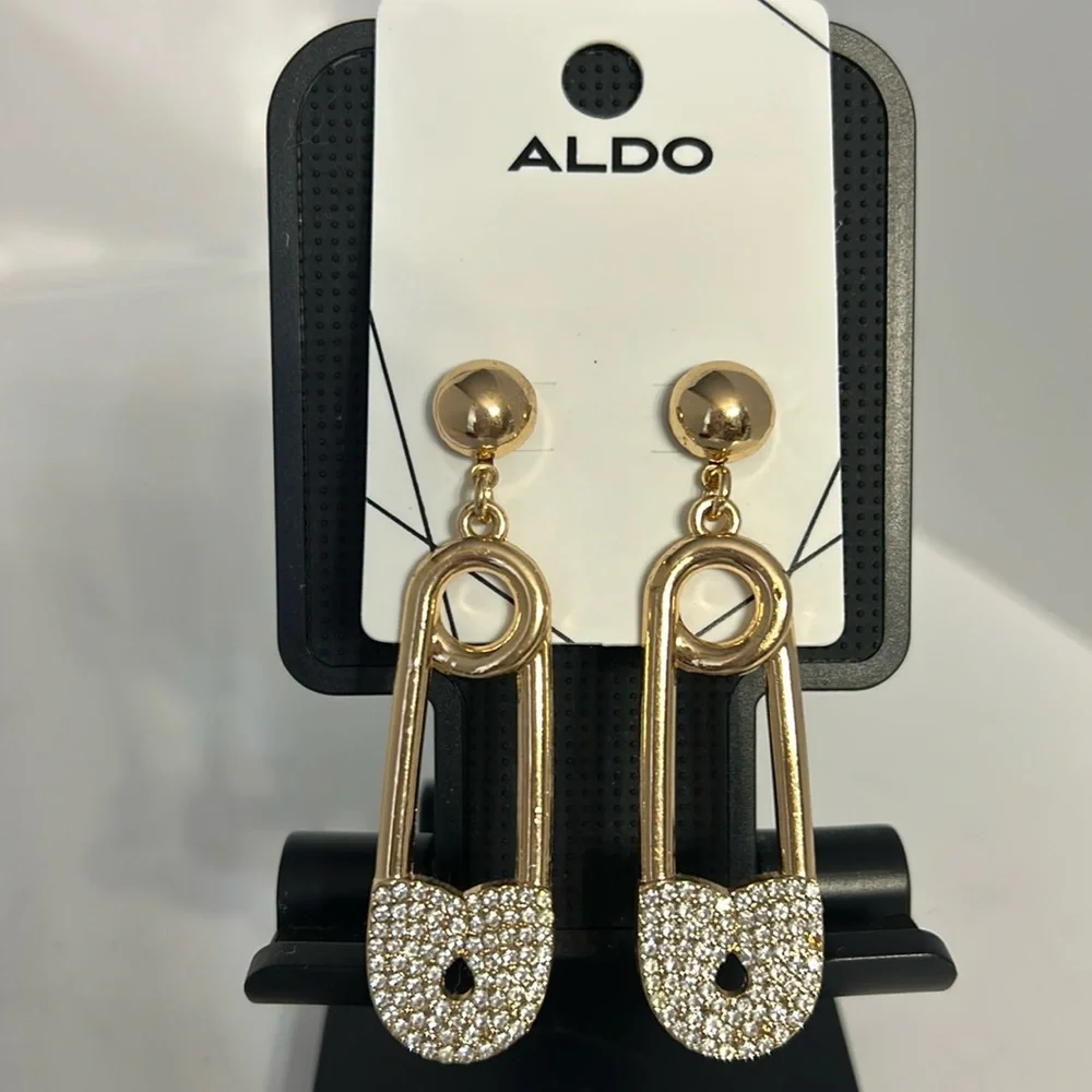 Aldo Gold Tone Safety Pin Design Rhinestones Earrings ~2.5" Macellaria. New - Picture 1 of 6